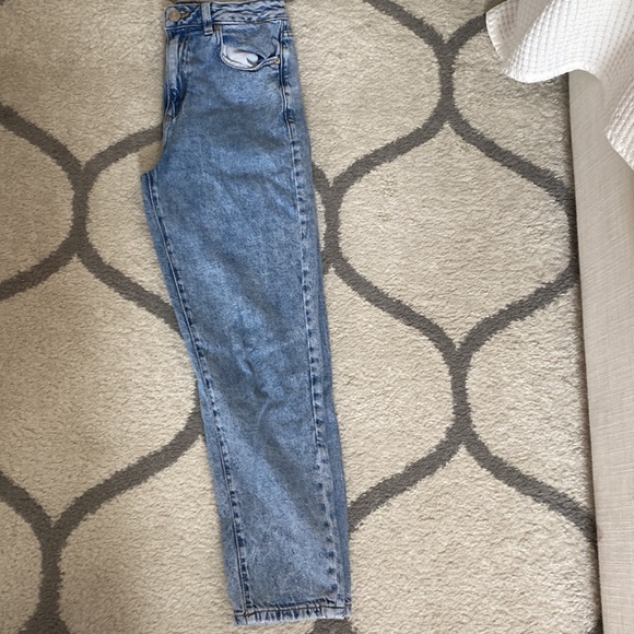 Vintage Acid Washed Mom Jeans - Picture 3 of 8